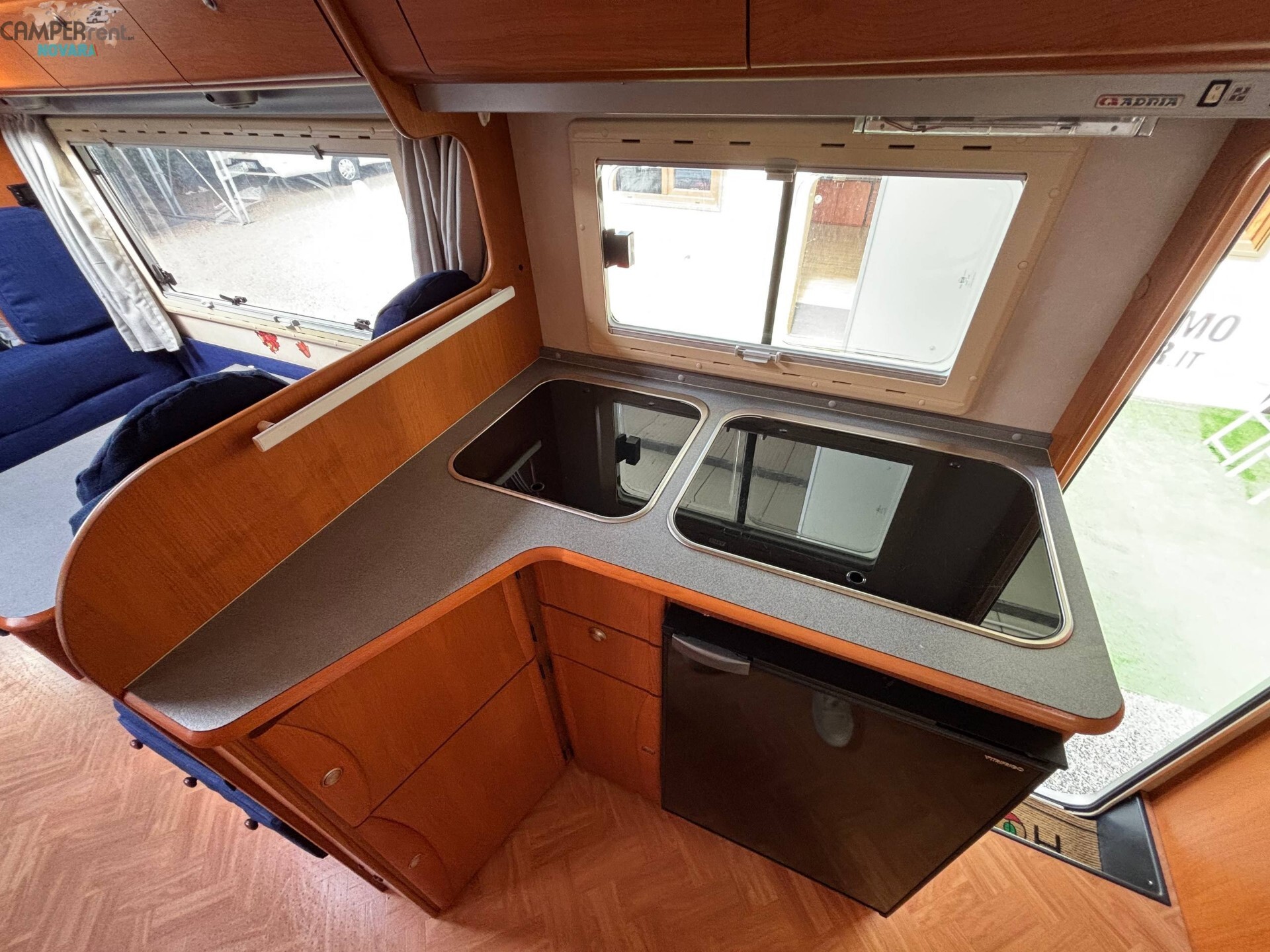 ADRIA ADRIATIK CORAL 670 DK - MANSARDATO COMPATTO