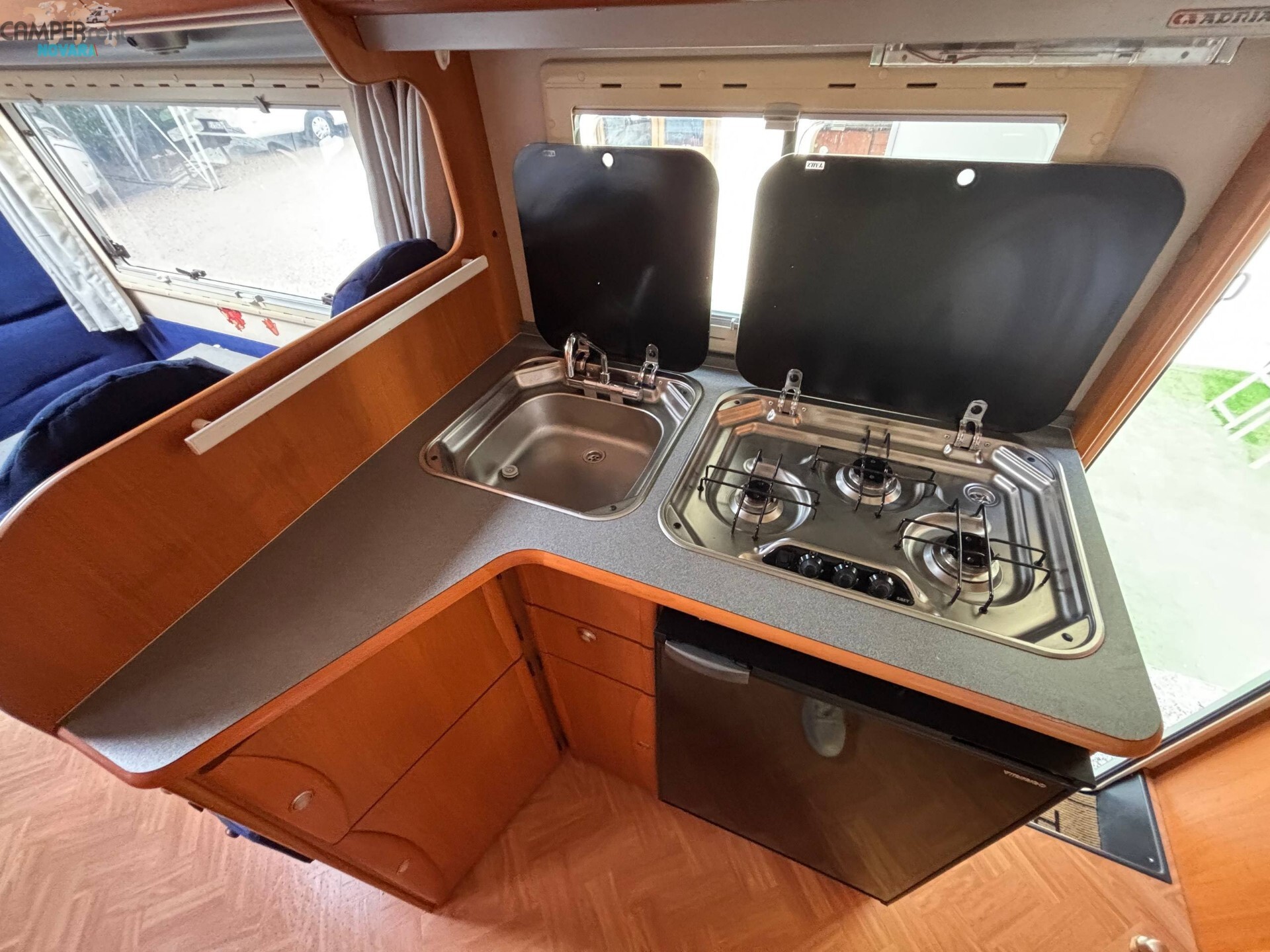 ADRIA ADRIATIK CORAL 670 DK - MANSARDATO COMPATTO