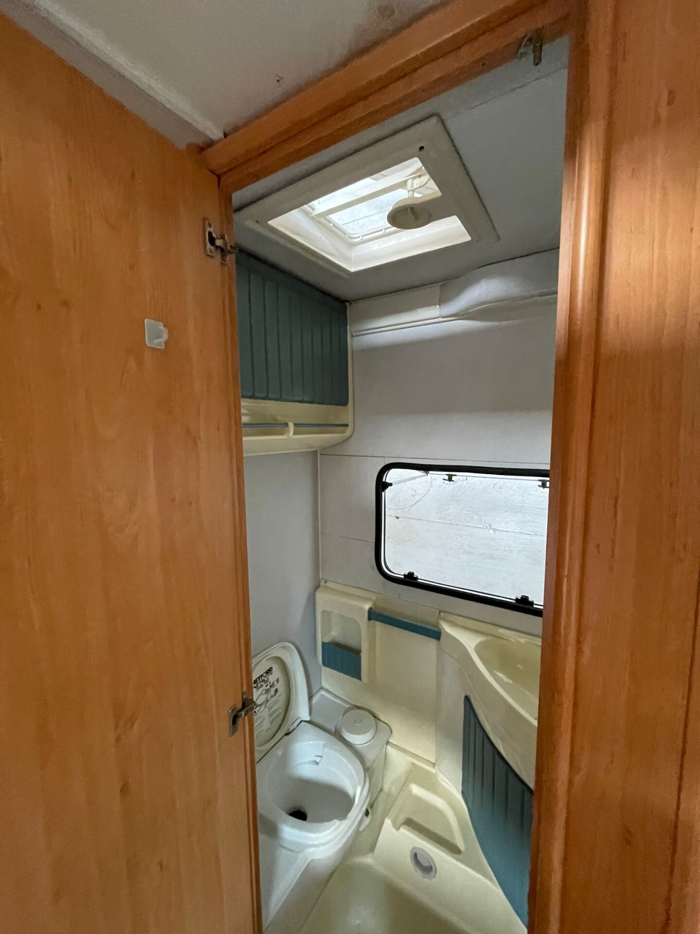 Knaus sudwind 490 tk