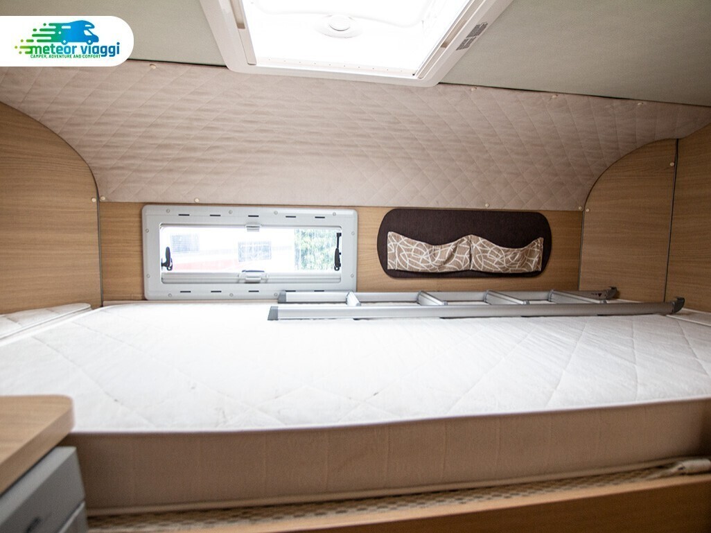 Camper Mansardato Roller Team Granduca GT 4 posti
