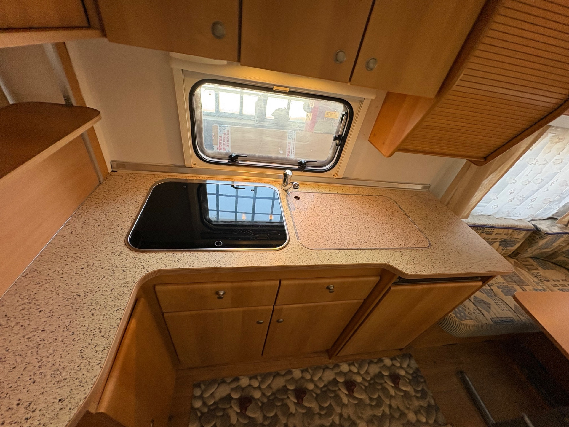 Bürstner Caravan Burstner Studio Espirit 465-posti
