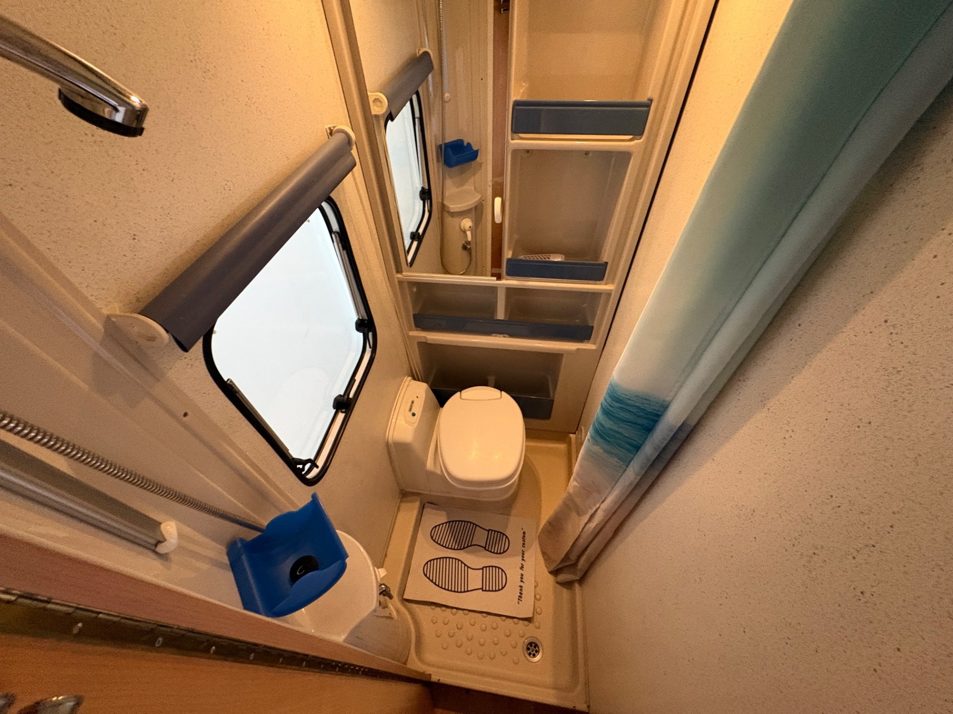 Bürstner Caravan Burstner Studio Espirit 465-posti