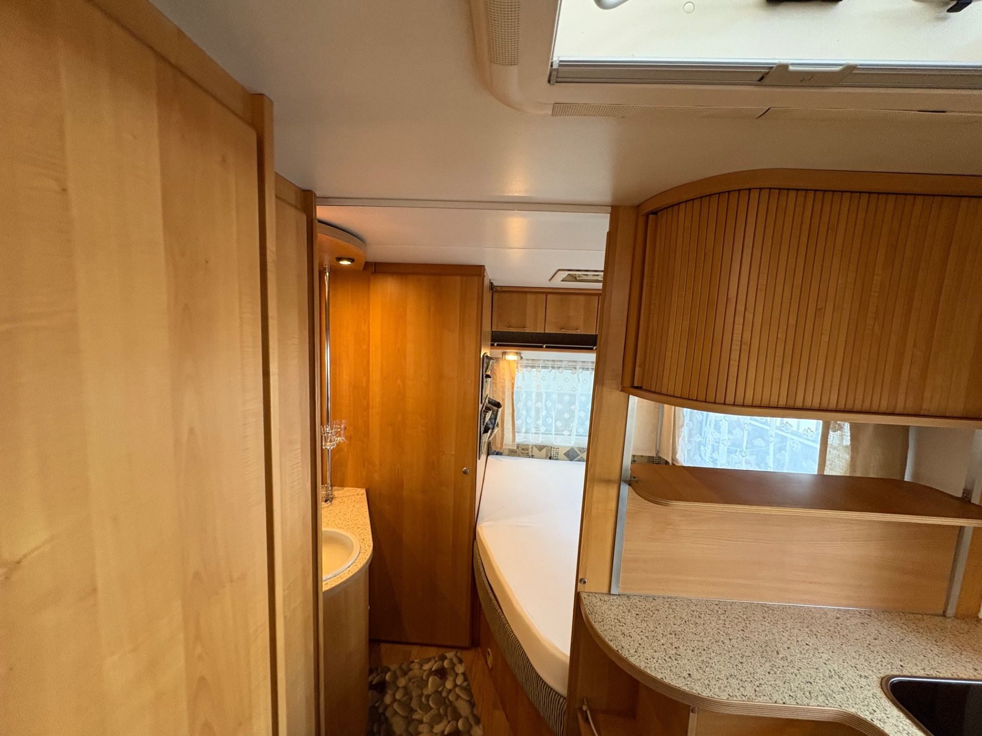 Bürstner Caravan Burstner Studio Espirit 465-posti