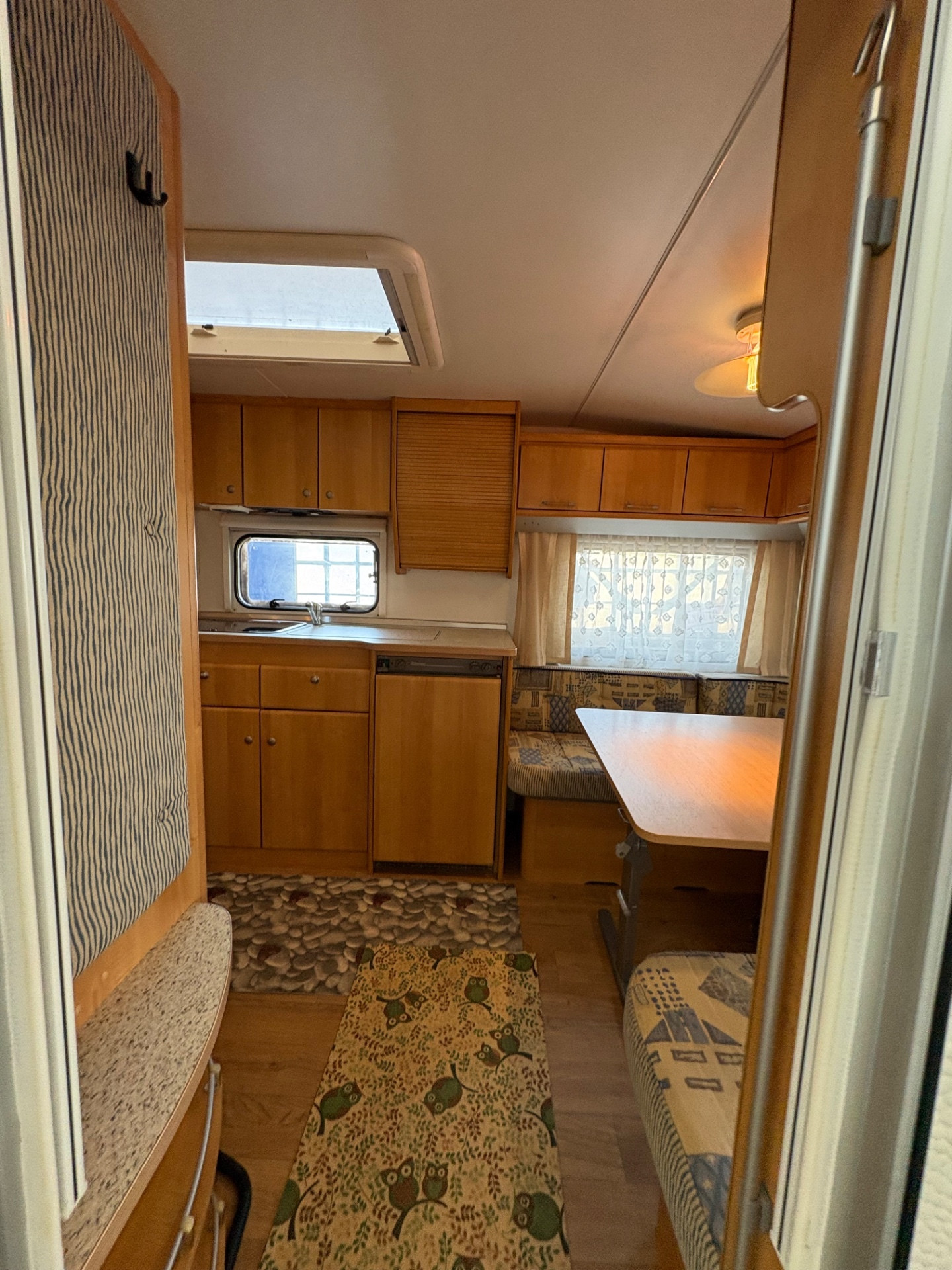 Bürstner Caravan Burstner Studio Espirit 465-posti