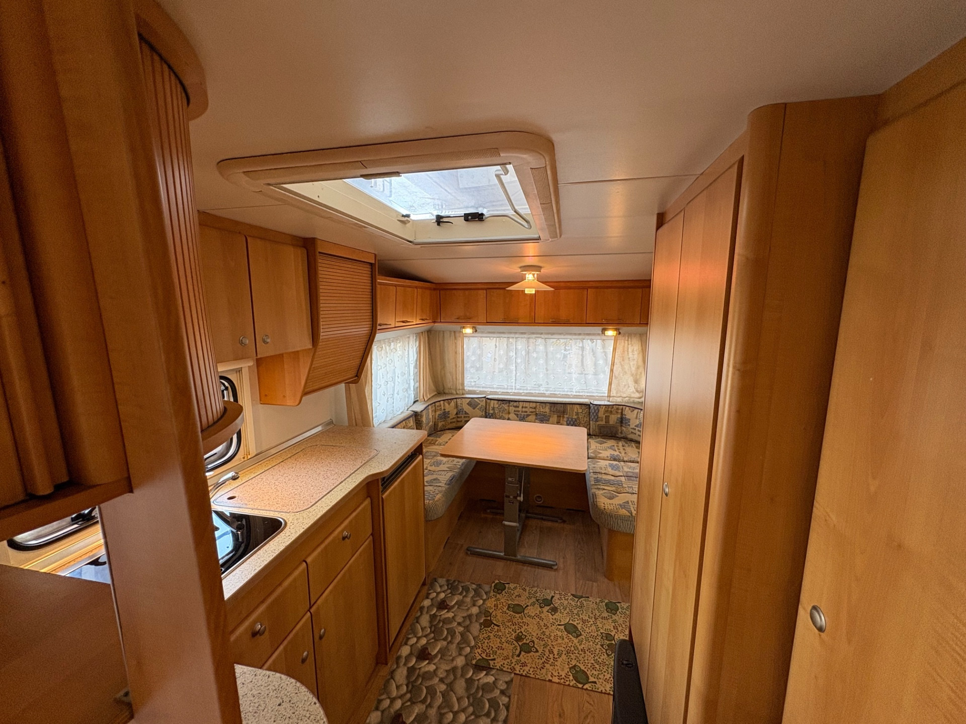 Bürstner Caravan Burstner Studio Espirit 465-posti