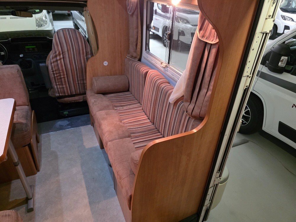 CAMPER LAIKA X 700