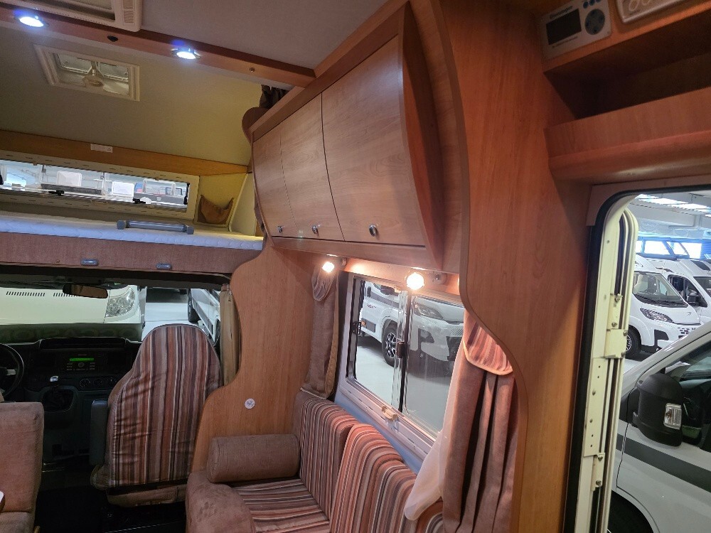 CAMPER LAIKA X 700