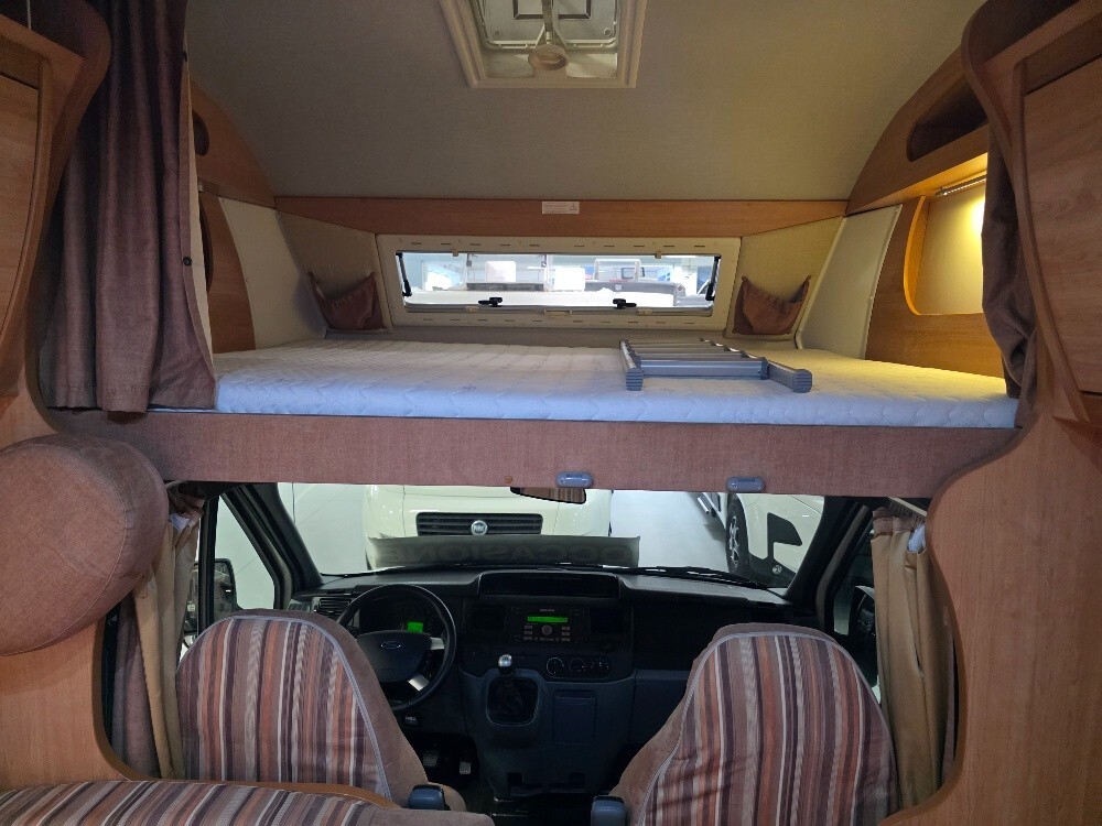 CAMPER LAIKA X 700