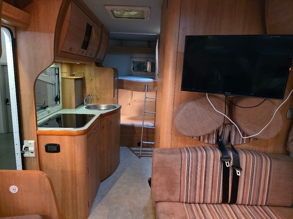 CAMPER LAIKA X 700