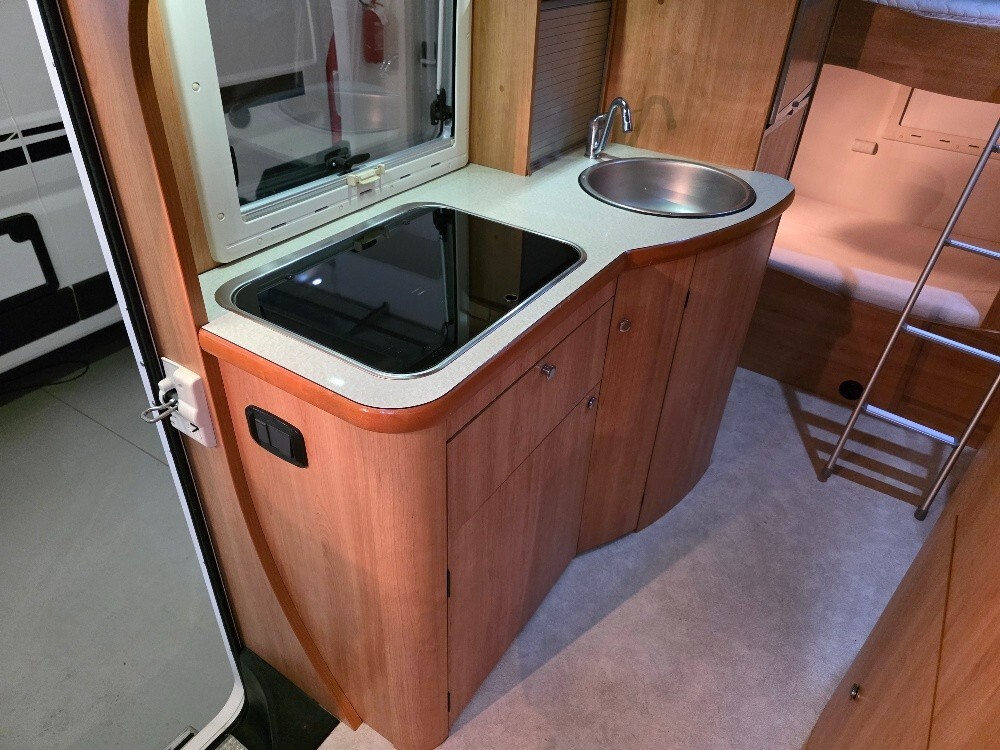 CAMPER LAIKA X 700