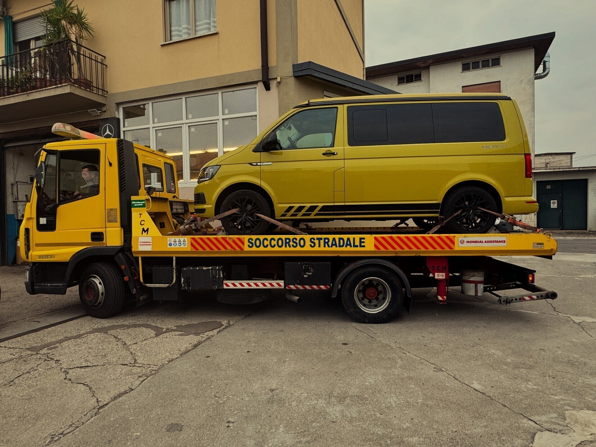 IVECO EUROCARGO 100E21R - SOCCORSO STRADALE - TCM PIANALE - CARROATTREZZI - GANCIO E BRACCIO - veicolo in vendita da Export Cars