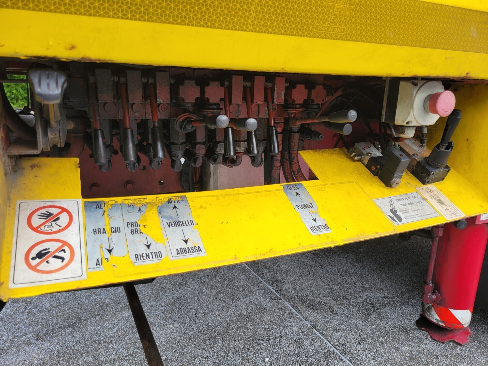 IVECO EUROCARGO 100E21R - SOCCORSO STRADALE - TCM PIANALE - CARROATTREZZI - GANCIO E BRACCIO - dettaglio 6
