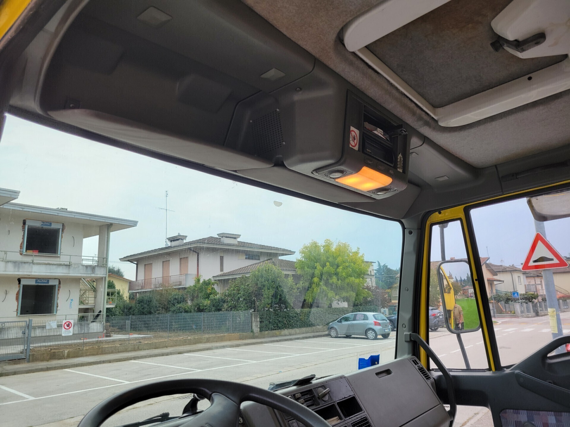 IVECO EUROCARGO 100E21R - SOCCORSO STRADALE - TCM PIANALE - CARROATTREZZI - GANCIO E BRACCIO - dettaglio 18
