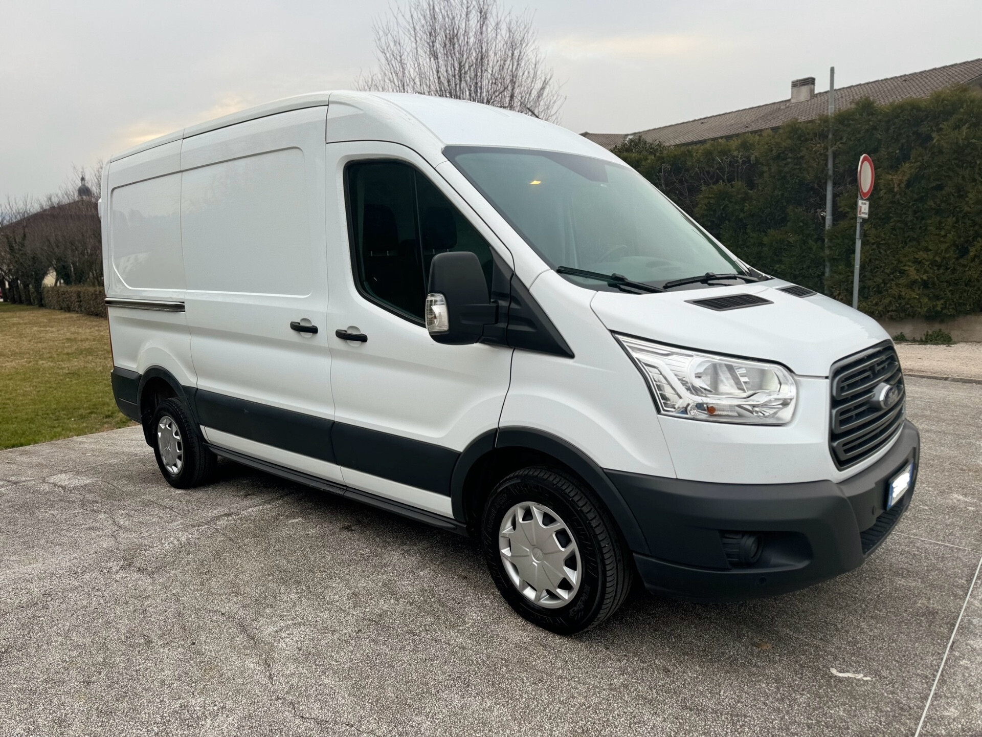 Ford Transit 2.0 TDCi 105CV passo LUNGO tetto alto L2H2 OCCASIONE - dettaglio 3