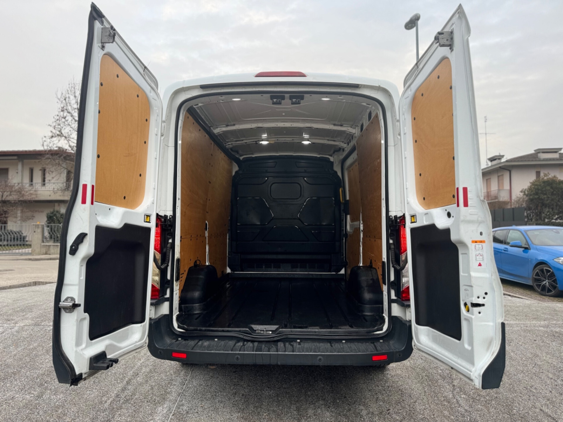 Ford Transit 2.0 TDCi 105CV passo LUNGO tetto alto L2H2 OCCASIONE - dettaglio 6
