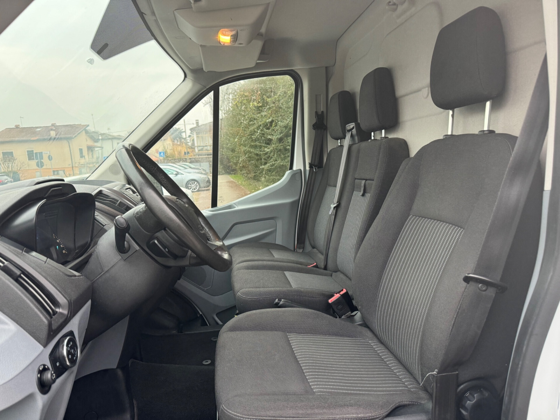 Ford Transit 2.0 TDCi 105CV passo LUNGO tetto alto L2H2 OCCASIONE - dettaglio 15