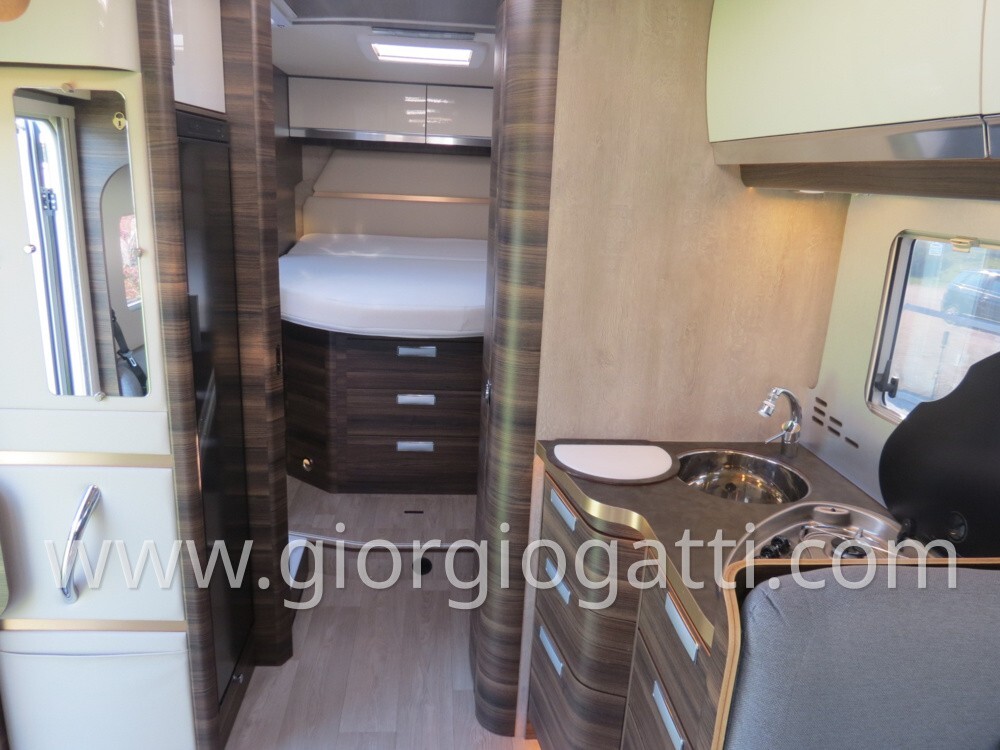 CAMPER MOTORHOME LAIKA H 3512 DS CON BASCULANTE E 