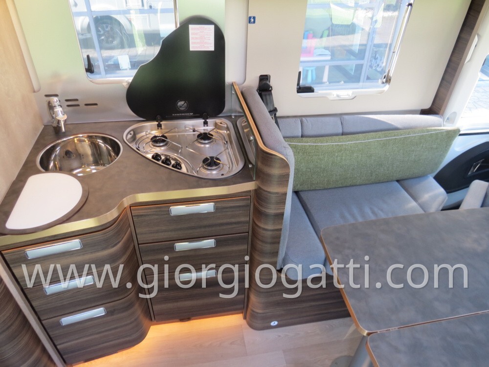 CAMPER MOTORHOME LAIKA H 3512 DS CON BASCULANTE E 