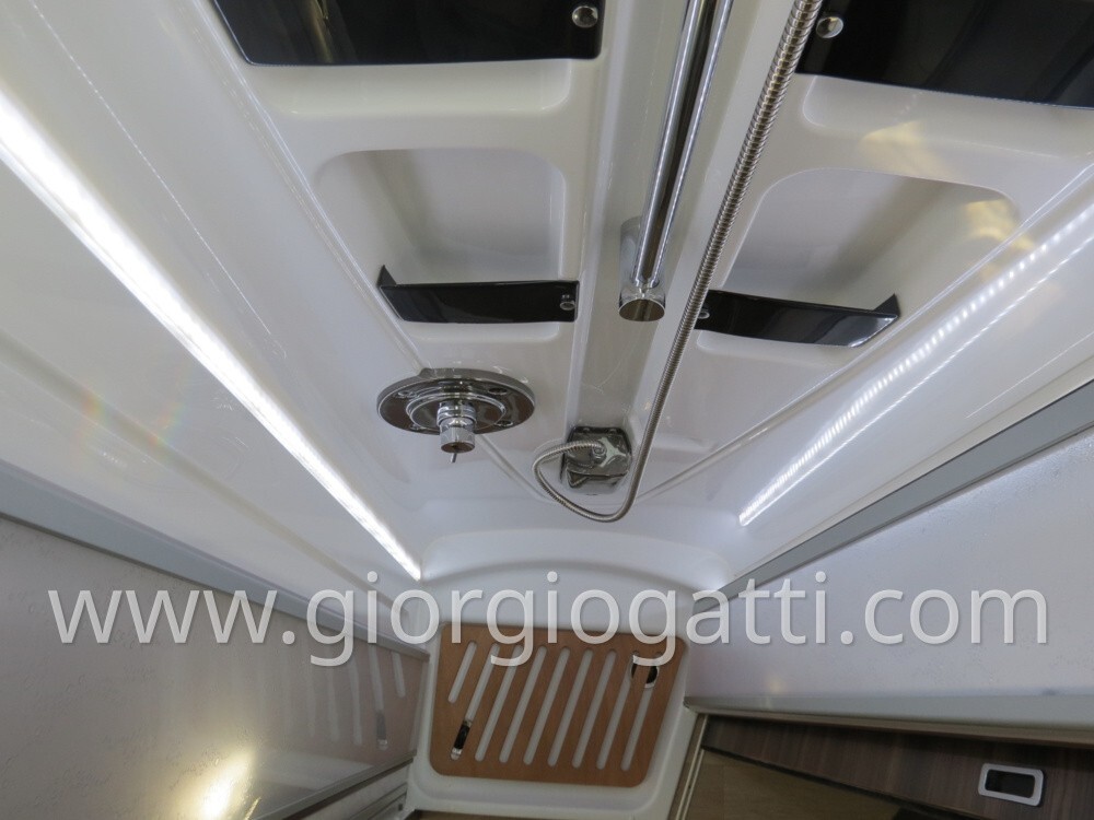 CAMPER MOTORHOME LAIKA H 3512 DS CON BASCULANTE E 