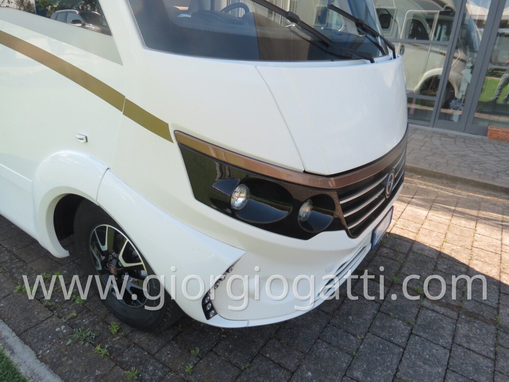 CAMPER MOTORHOME LAIKA H 3512 DS CON BASCULANTE E 