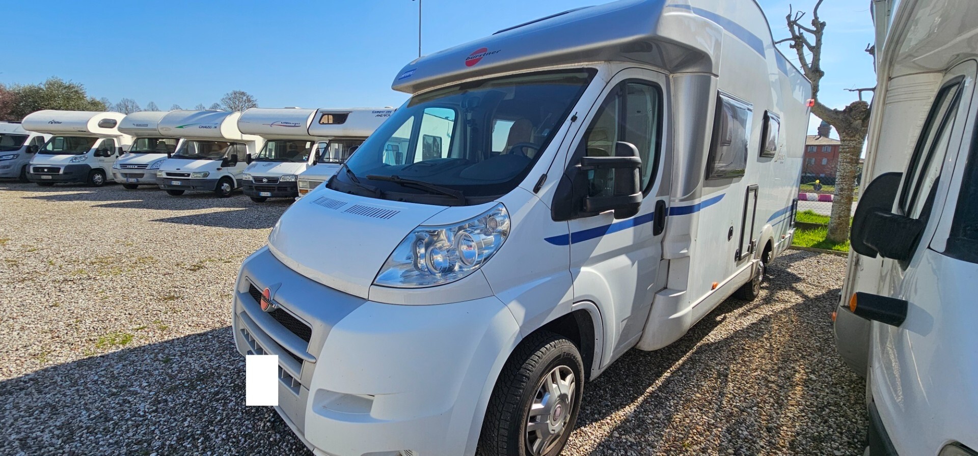 BURSTNER IXEO 666