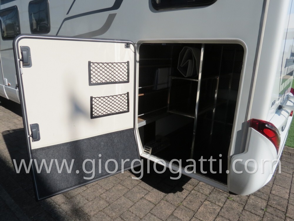 CAMPER MOTORHOME HYMER BMC-I 680 CON BASCULANTE E 