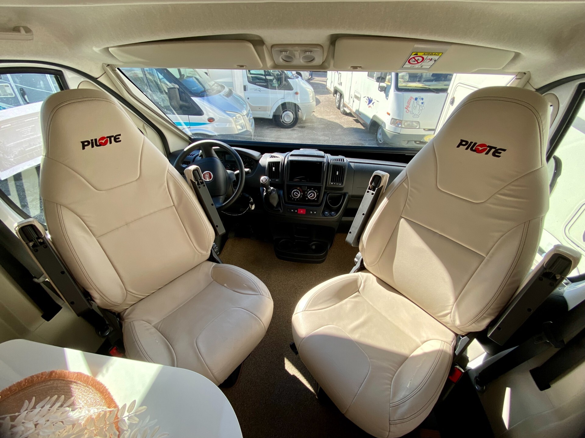 Pilote SEMINTEGRALE P706GJ
