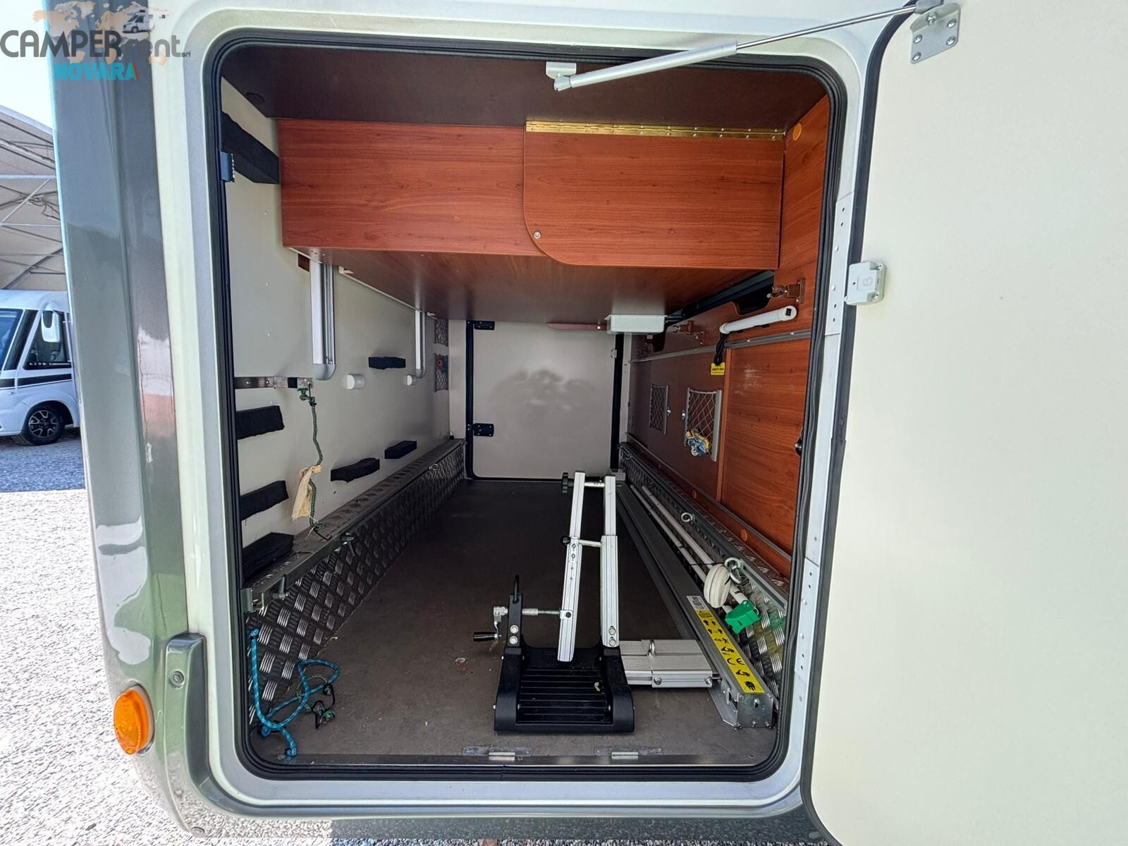 MOBILVETTA KEA TEKNO LINE P68 - SEMINTEGRALE CON L