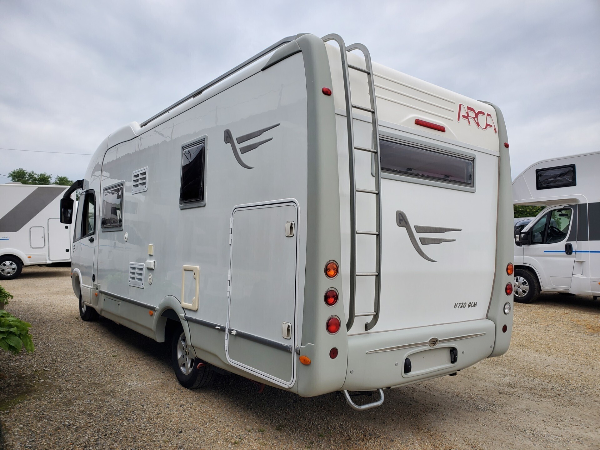 Arca MOTORHOME MERCEDES H 720 GLM