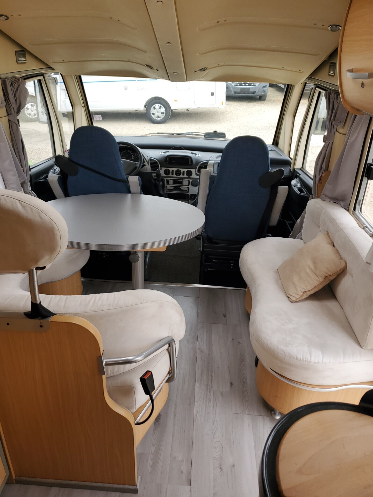 Arca MOTORHOME MERCEDES H 720 GLM