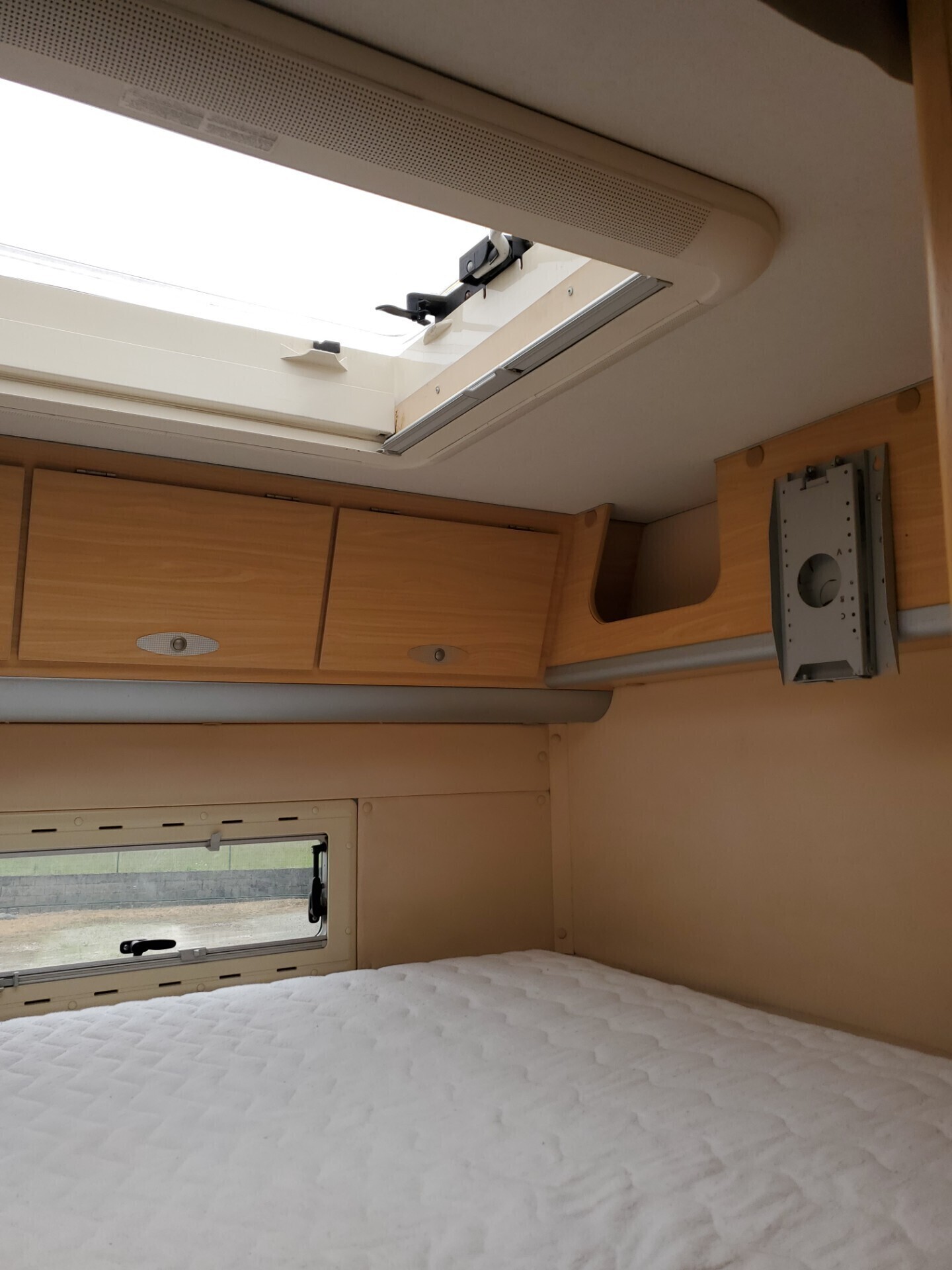 Arca MOTORHOME MERCEDES H 720 GLM