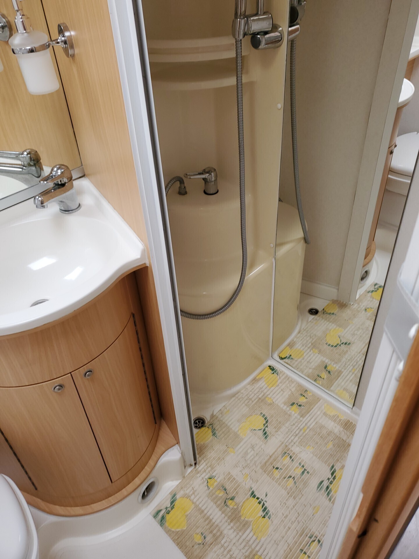 Arca MOTORHOME MERCEDES H 720 GLM
