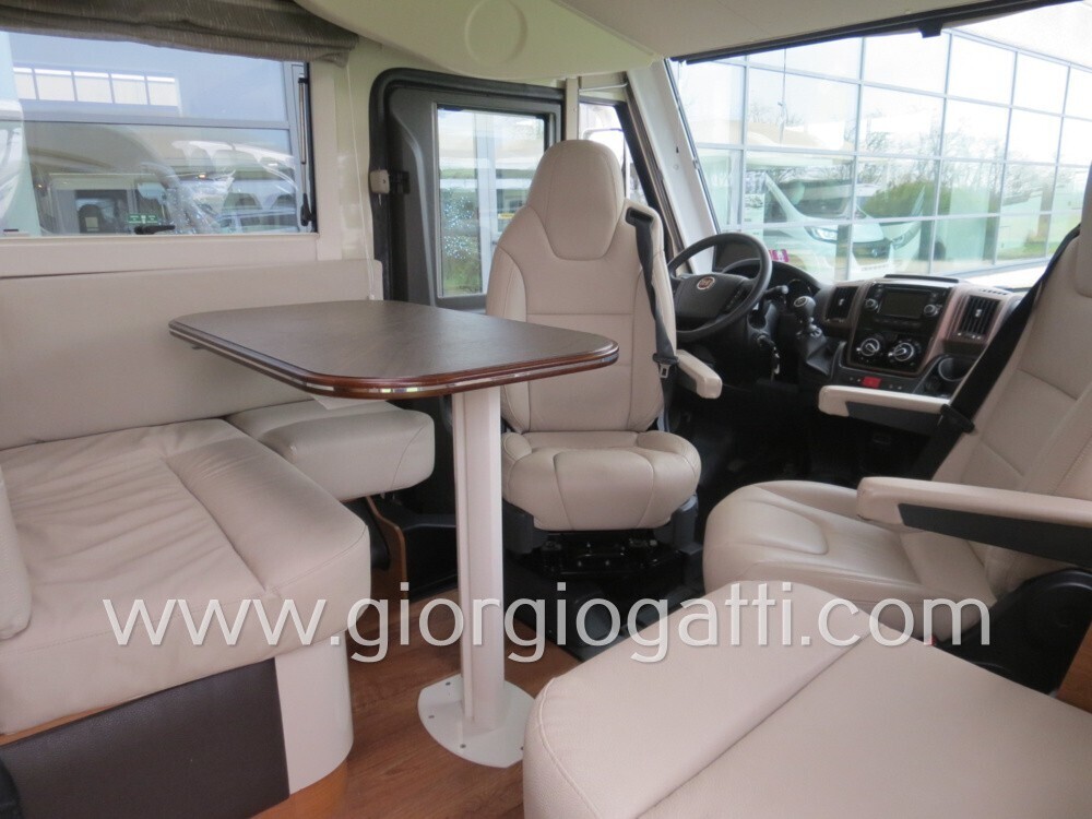 CAMPER MOTORHOME Ci International MIZAR 88 XT CON 