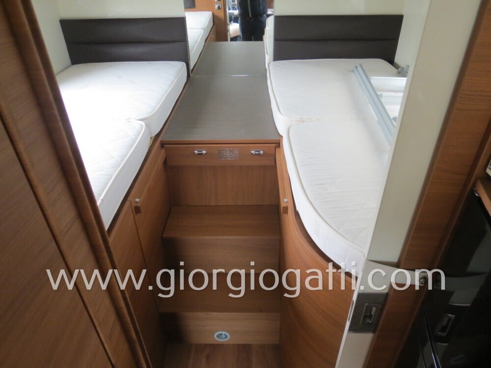CAMPER MOTORHOME Ci International MIZAR 88 XT CON 