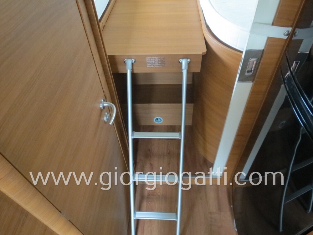 CAMPER MOTORHOME Ci International MIZAR 88 XT CON 