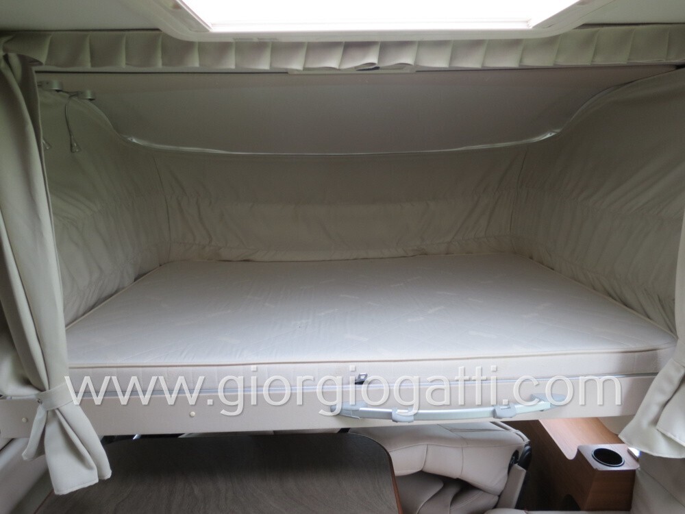 CAMPER MOTORHOME Ci International MIZAR 88 XT CON 