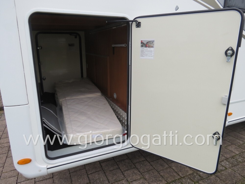 CAMPER MOTORHOME Ci International MIZAR 88 XT CON 