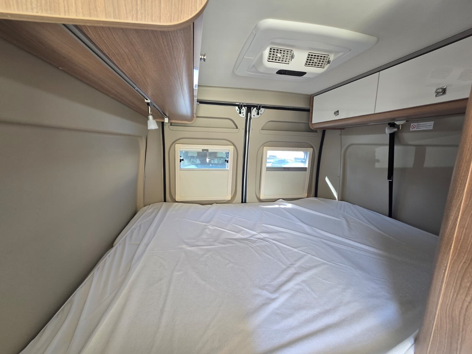 Laika KOSMO 6.0 CAMPER VAN FURGONATO