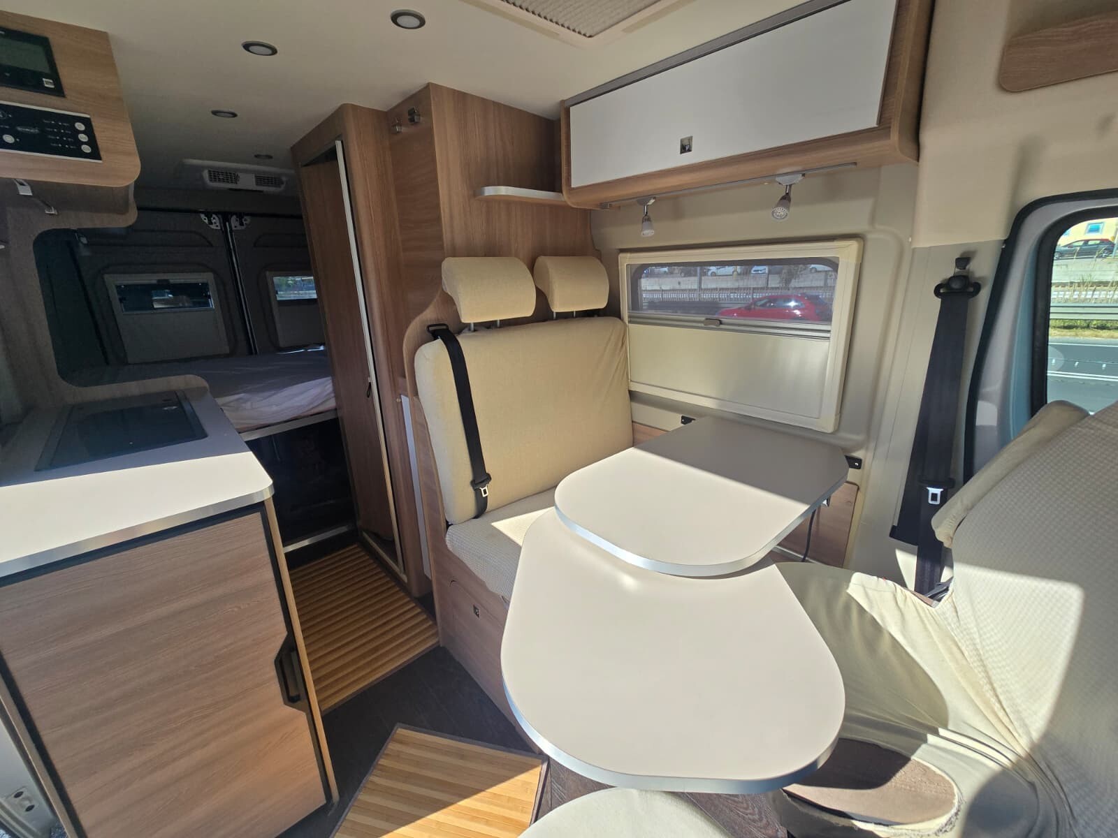Laika KOSMO 6.0 CAMPER VAN FURGONATO