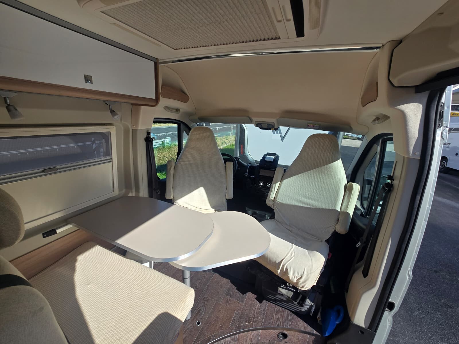 Laika KOSMO 6.0 CAMPER VAN FURGONATO