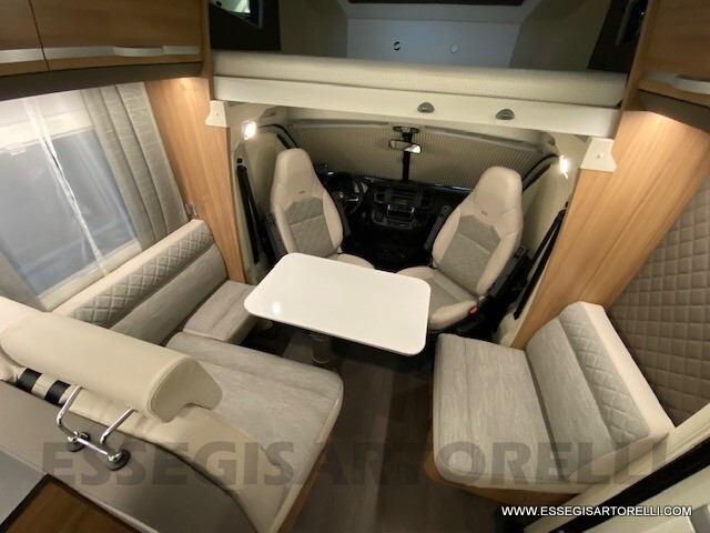 ADRIA CORAL XL A 670 SL AUTOMATICO GEMELLI GARAGE 