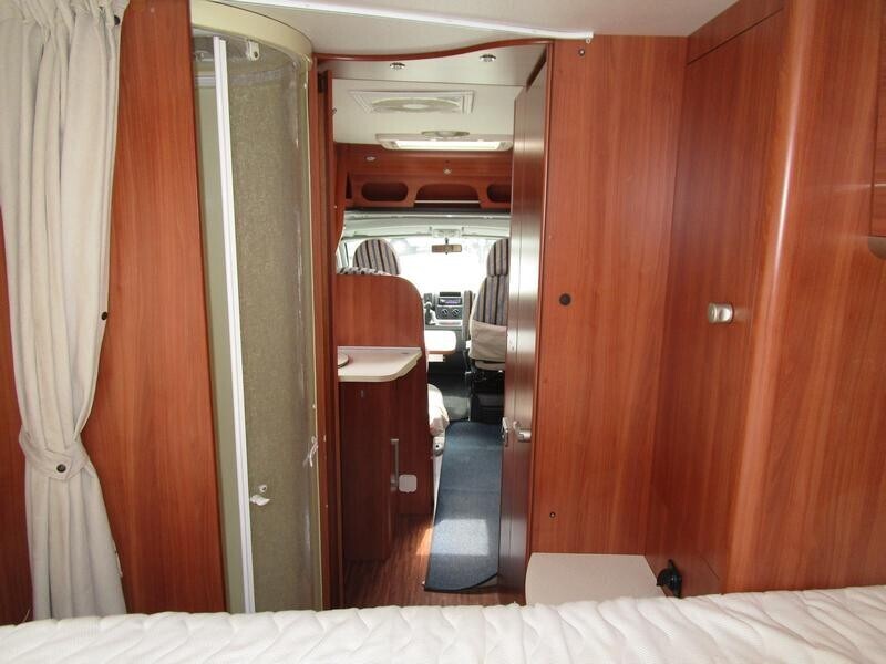 Laika X713R matrimoniale a isola Ducato 3.0 160cv