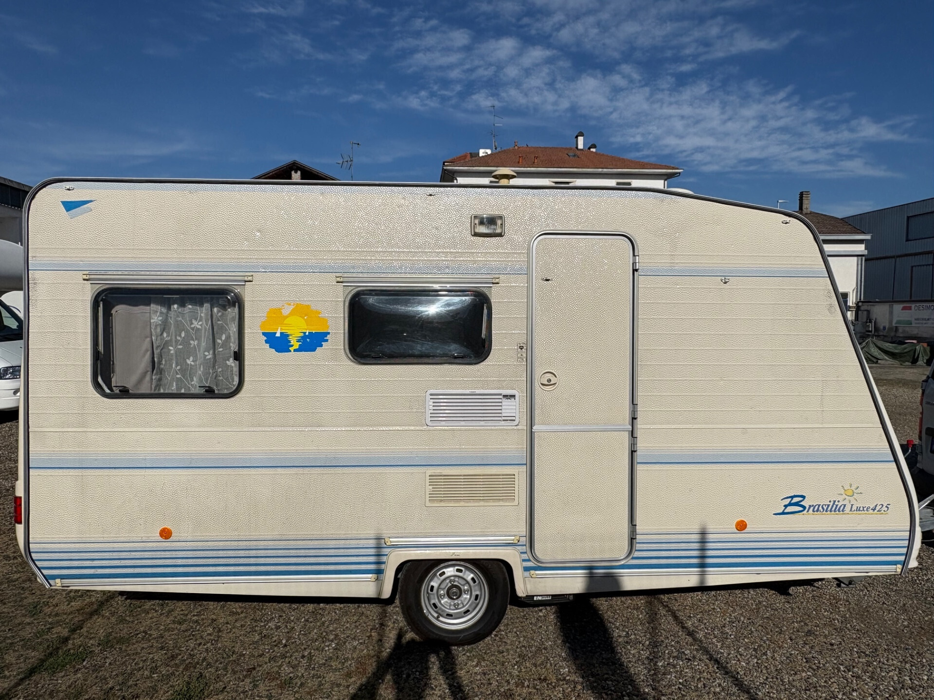 Caravelair Caravan Brasilia 426-posti 4-mover