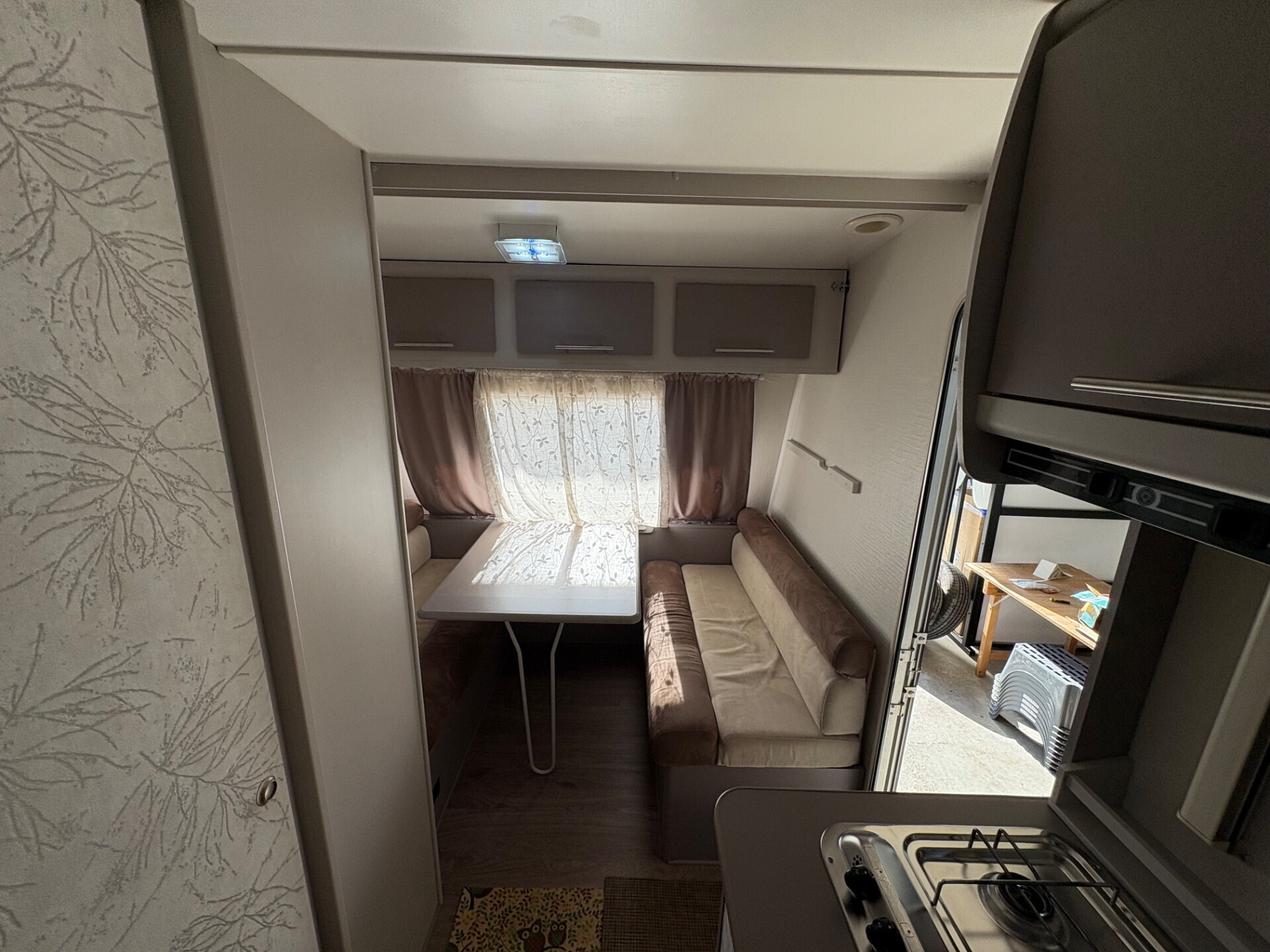 Caravelair Caravan Brasilia 426-posti 4-mover