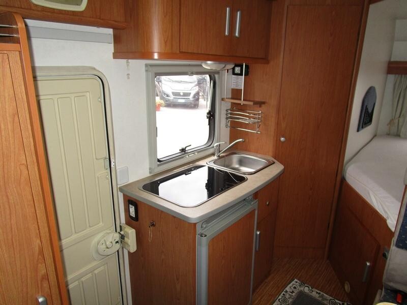 Rimor BluCamp Sky20 6,48m letto basso e portamoto