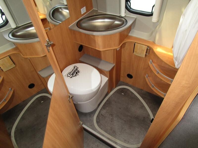 Possl 2WIN S Plus accessoriato 2023, Combi Diesel