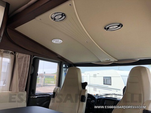LAIKA ECOVIP 690 FULL OPTIONAL 150 CV 699 CM GARAG