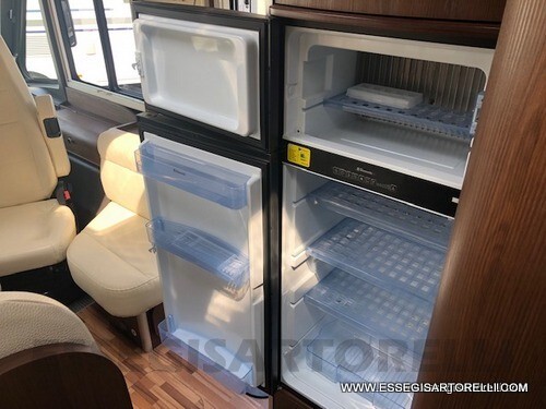 LAIKA ECOVIP 690 FULL OPTIONAL 150 CV 699 CM GARAG