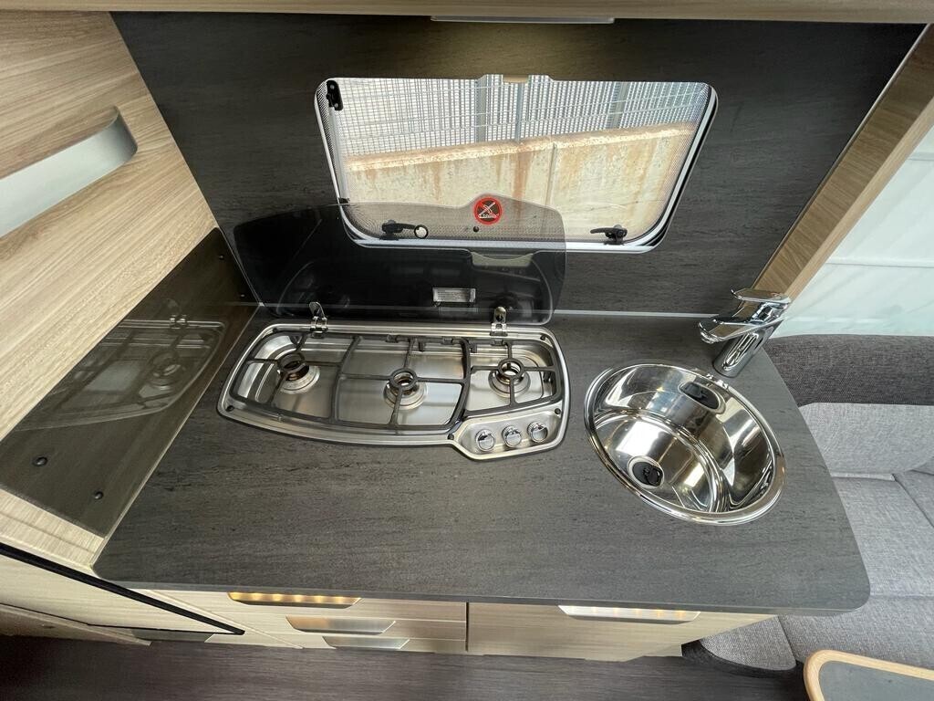 KNAUS SUDWIND 550 UE LETTI GEMELLI