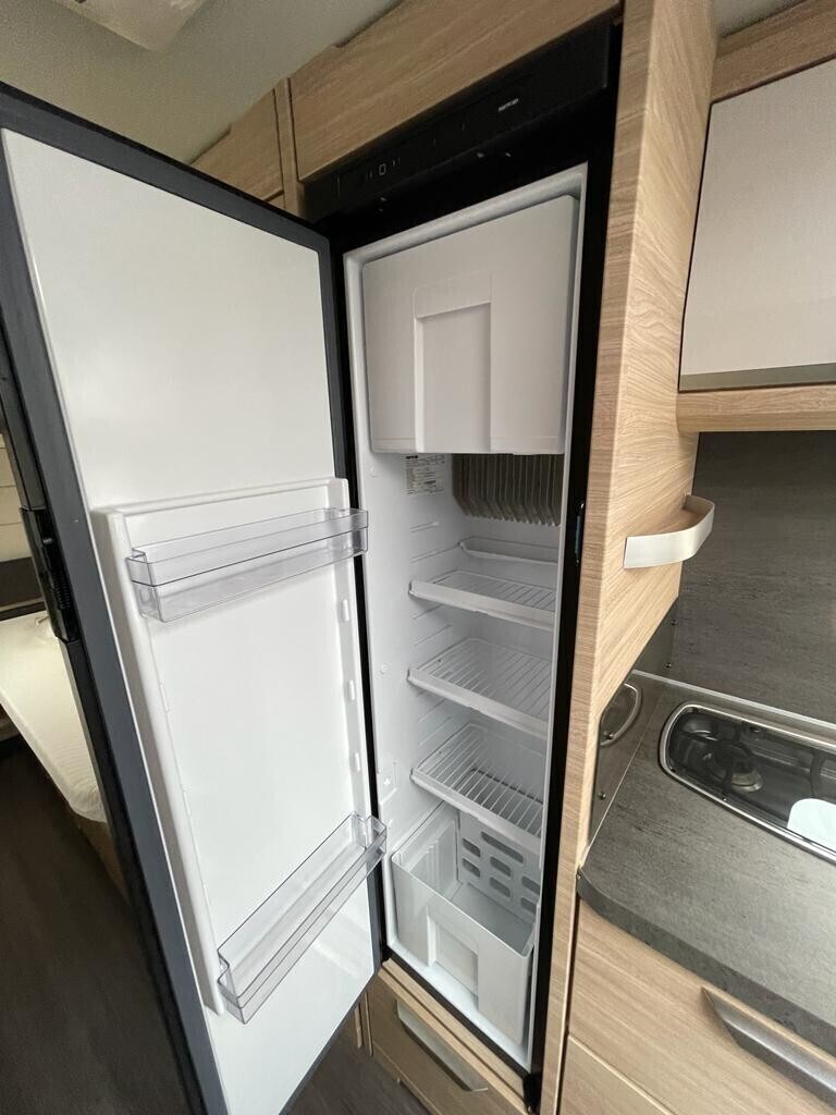 KNAUS SUDWIND 550 UE LETTI GEMELLI